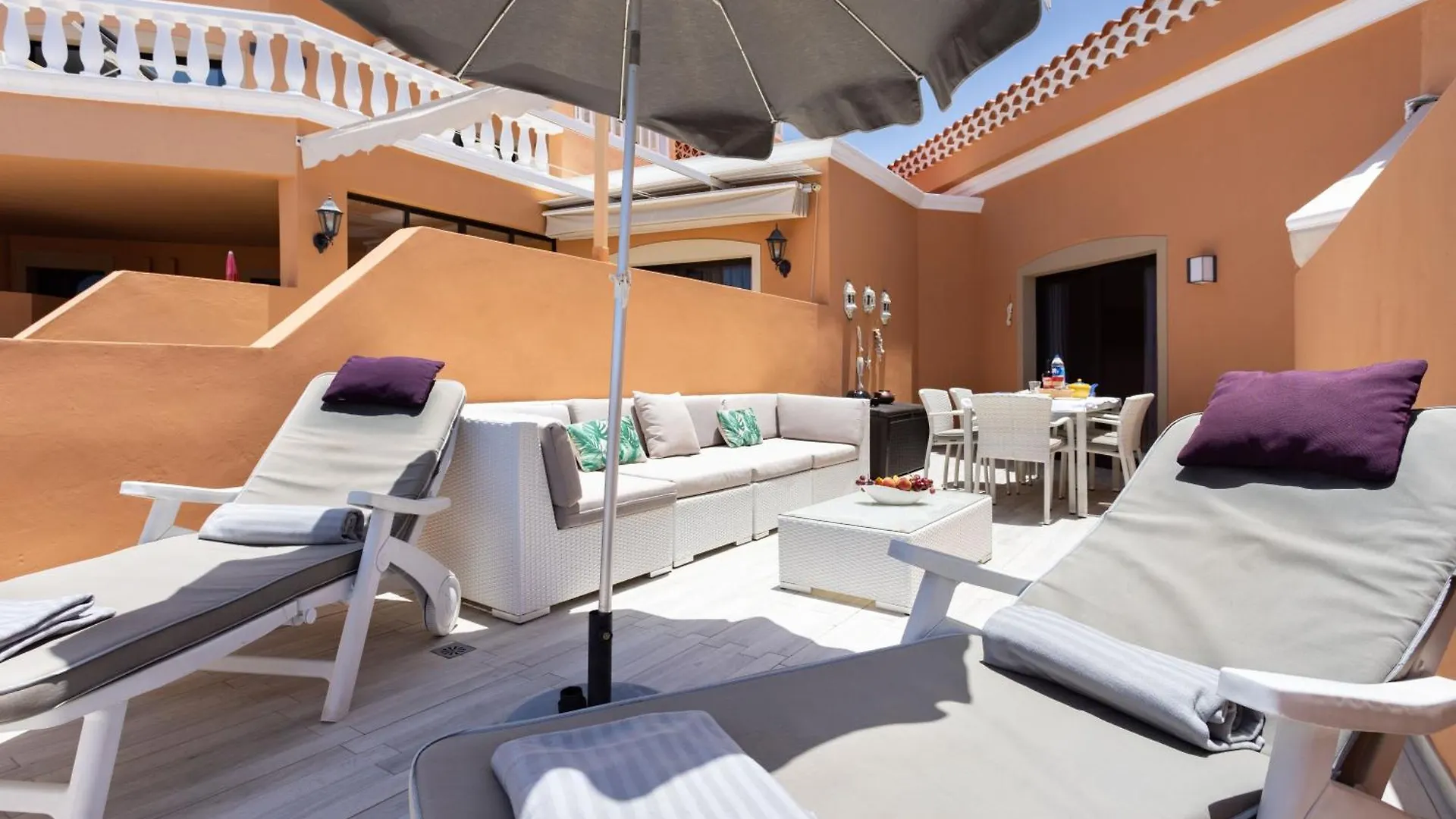 Moderne Wohnung Mit Meerblick Und Pool Playa de las Américas España